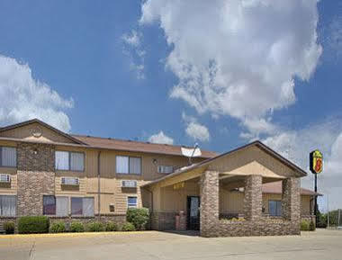 ซูเปอร์ 8 บาย วินด์แฮม ชาร์ลส์ซิตี้ Hotel Charles City ภายนอก รูปภาพ